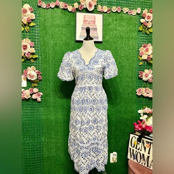 🌷Brand New eyelet dress embroidered can fit Sm up to M very nice quality!🌷 - Picture 2 of 8